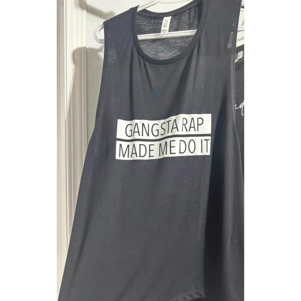 New Women’s Flowy Muscle Tank - Large